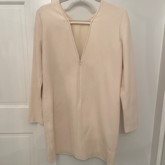 Victoria Beckham beige dress. Size 6. Mail 100% wool Lining 100%Silk - Picture 2 of 5